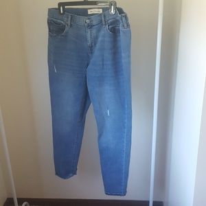 Gap Best Girlfriend jeans, 32T, never worn